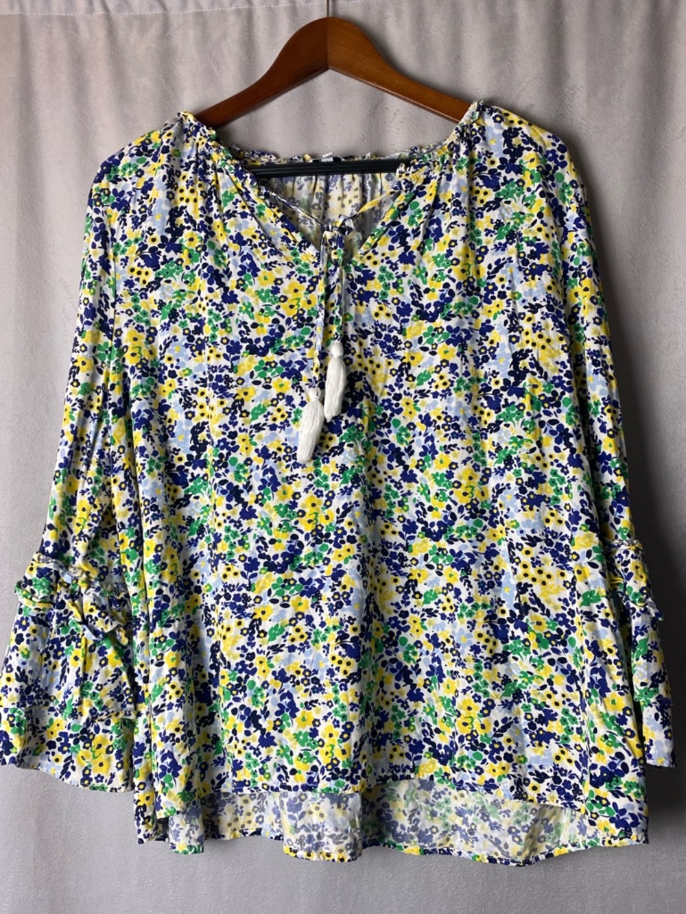 Crown & Ivy Cottagecore Floral Hippie Peasant Boho Bell Sleeved Blouse XL